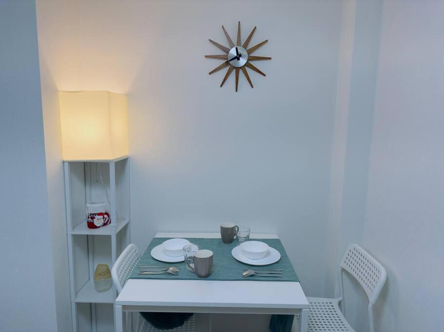 100m From Nearest Bus Stop/8 Mins To Ikebukuro Sta